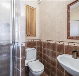 4-5 bedroom villa with Split City and Sea Views sleeps 8-10